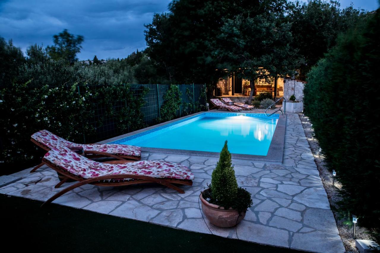 Holiday Home Zavala Клек Екстериор снимка